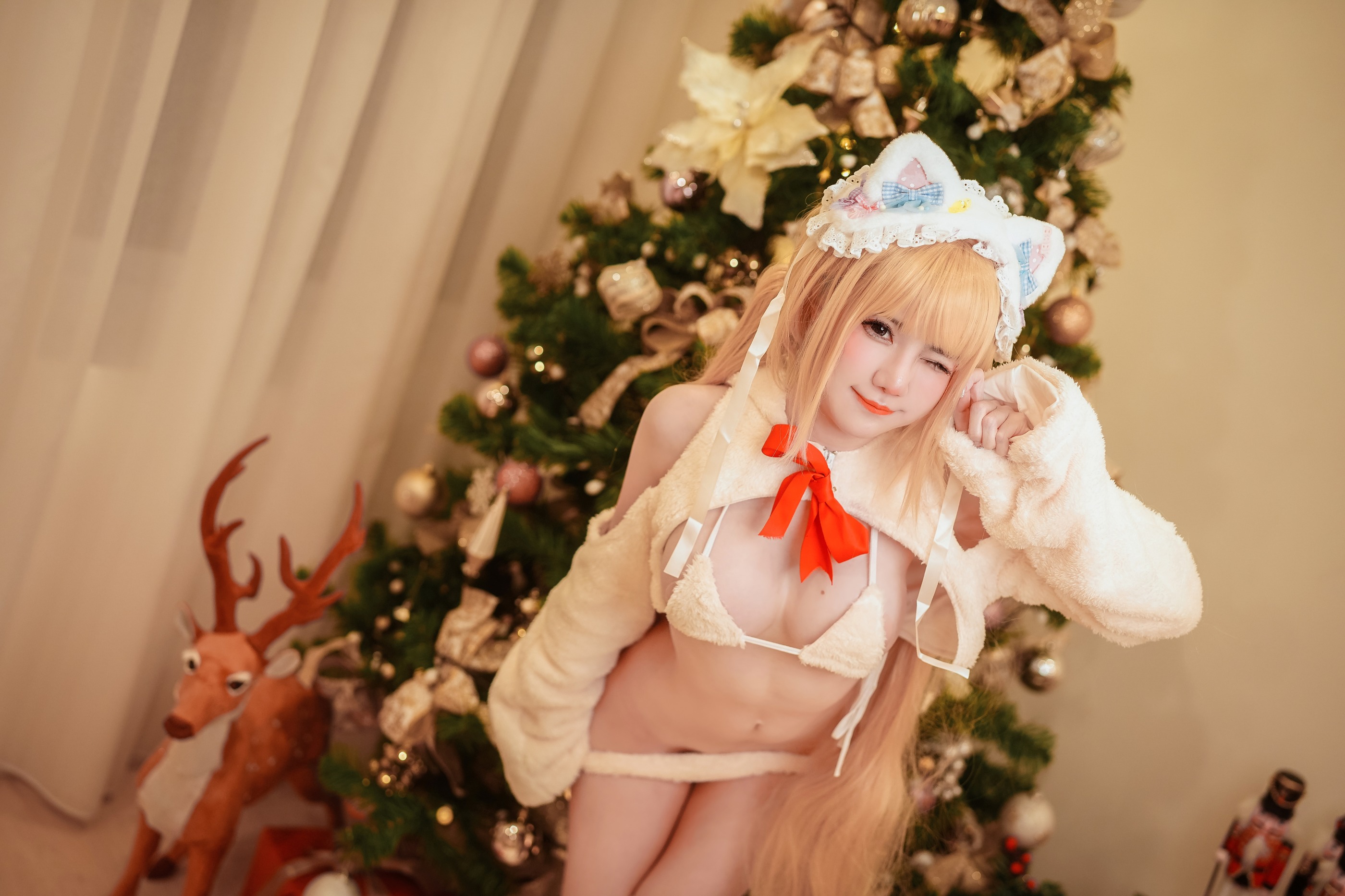 图片[1]-Sally Dorasnow – NO.092 Marin Christmas Bunny [49P]-XikXak